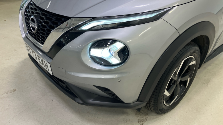 Nissan Juke 1.0 DiG-T 114 N-Connecta 5dr DCT Petrol Hatchback